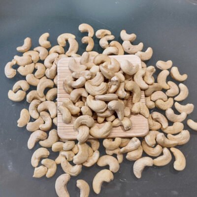 Reliable cashew nut sellers offering premium quality bulk cashews worldwide. R&S Group is a trusted supplier and exporter of raw and processed cashew nuts.